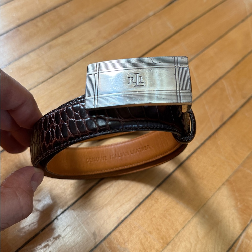 VTG Lauren Ralph Lauren Skinny Croc Embossed Brown Leather Belt Women’s Sz. S - Picture 2 of 8